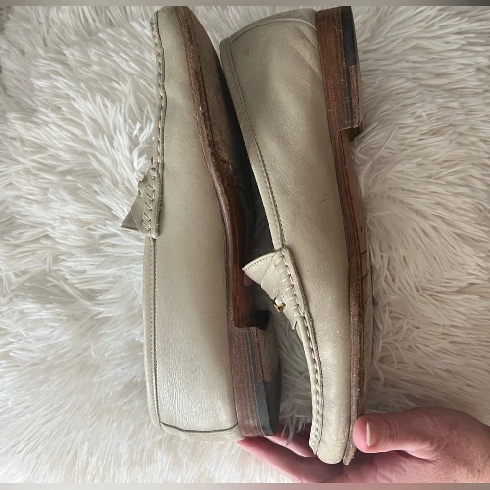 Salvatore Ferragamo moccasin/loafer with gancini ornament - Picture 9 of 16